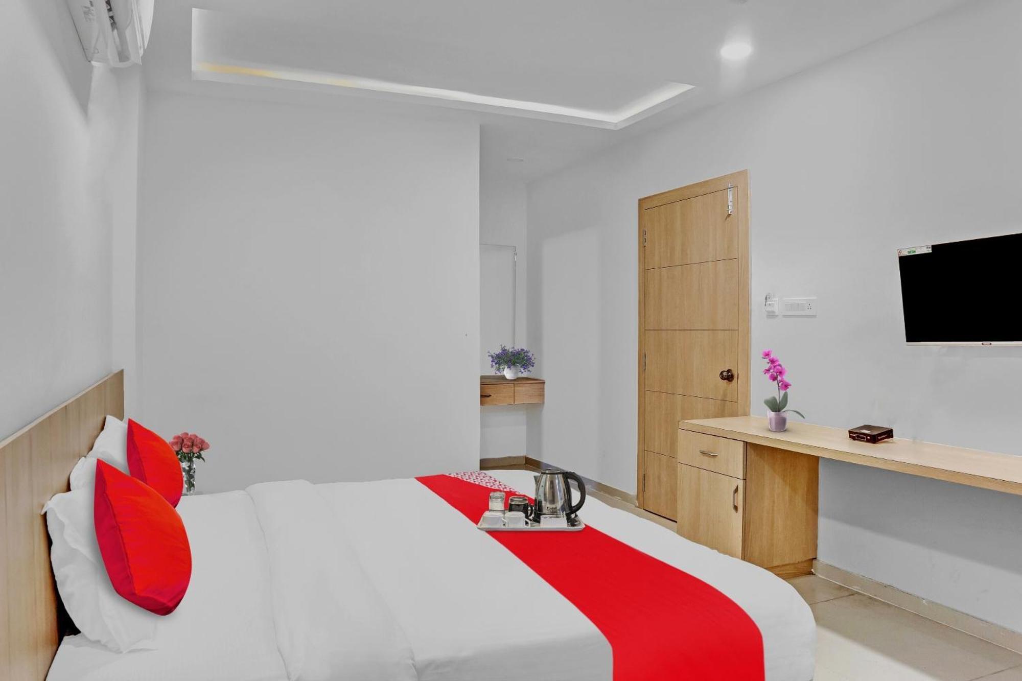Oyo Flagship Hotel Bluemoon Warangal Eksteriør billede